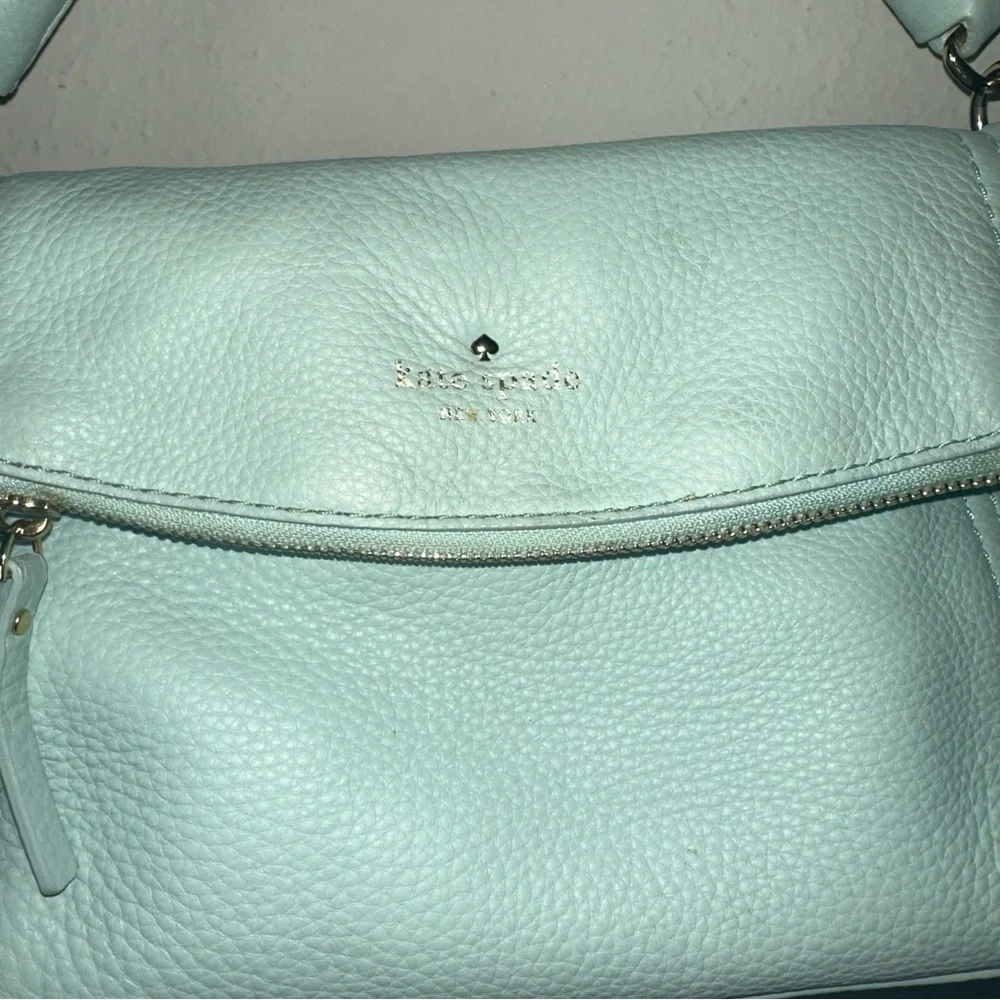 Kate Spade Cobble Hill Small Dusty Mint Green Crossbody Bag EUC - Picture 3 of 9
